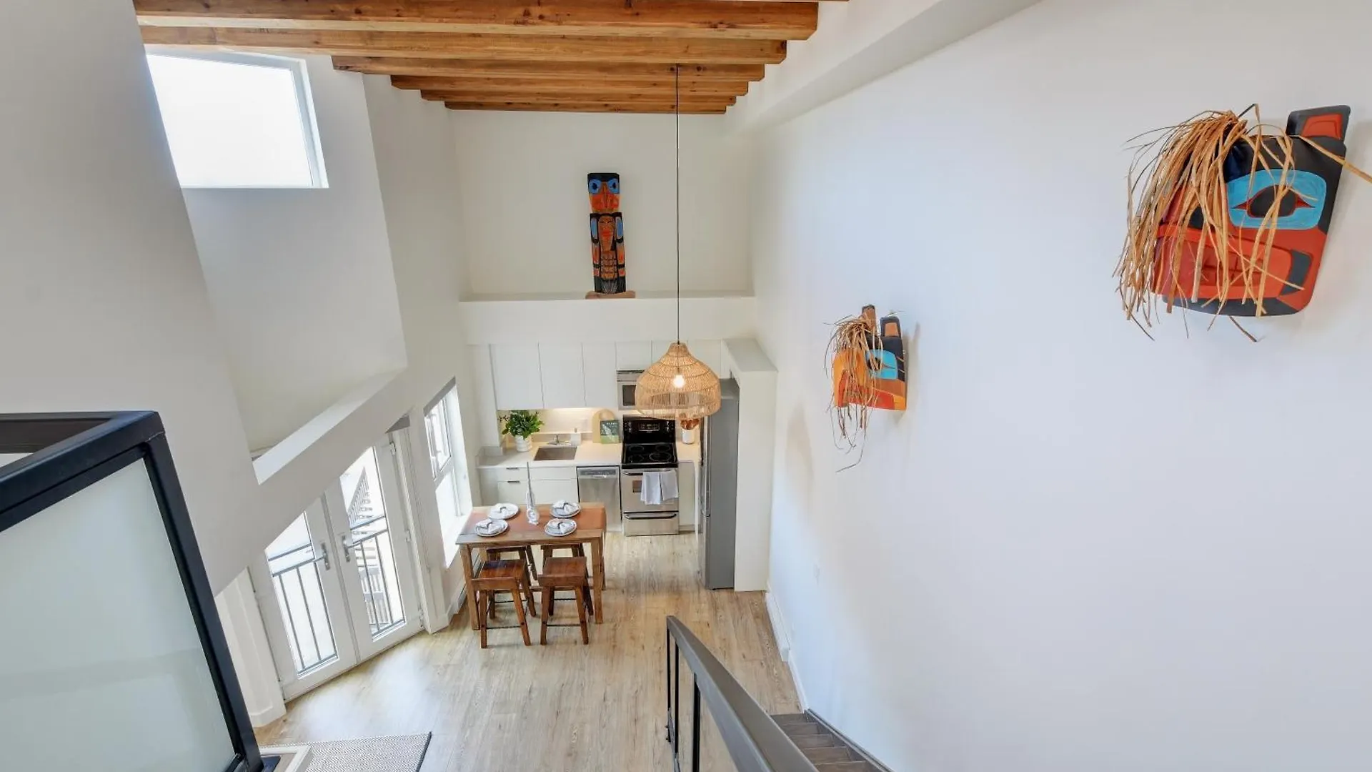 Apartment West Coast Loft With Rooftop Patio + Harbour View Victoria Canada